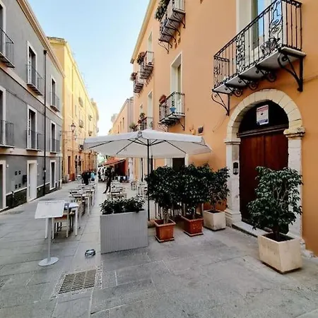 In The Heart Of The City Center Appartement Cagliari